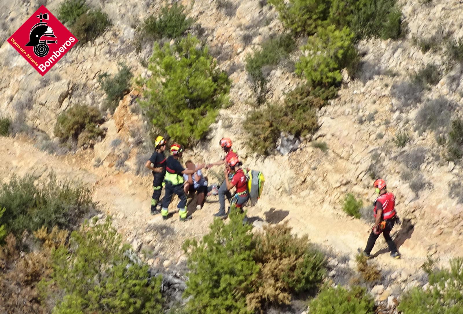 Momento del rescate por parte de Bomberos