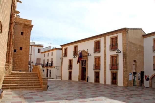 Imagen: Fachada Ayuntamiento de Xàbia