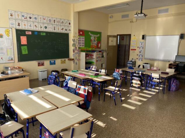 Imagen: Aula de primaria en un centro de Xàbia