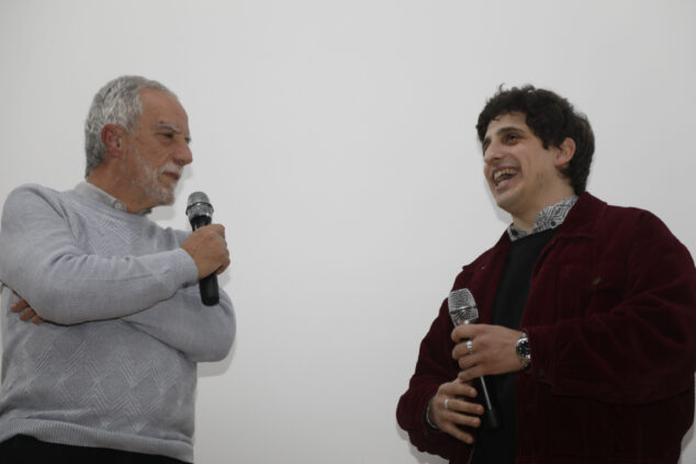 Imagen: Óscar Lasarte junto a su profesor del Chabàs