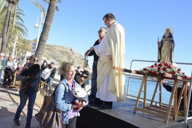 Imagen: Acto de la bendición de animales en Duanes de la Mar