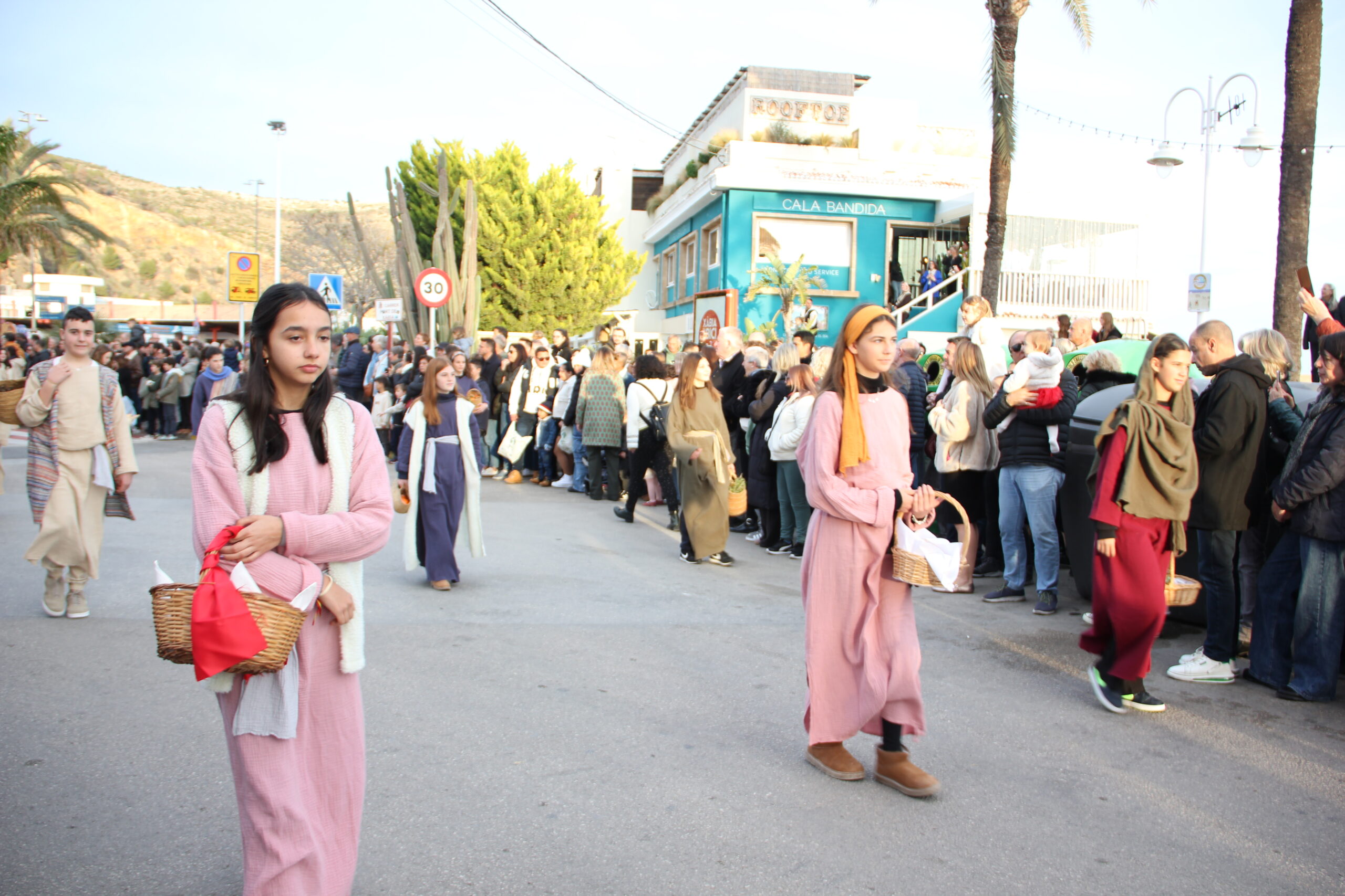 Cabalgata Reyes Magos de Oriente en Xàbia 2025 (27)