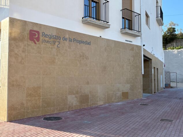 Imagen: Fachada de la nueva ubicación del registro de la propiedad num 2