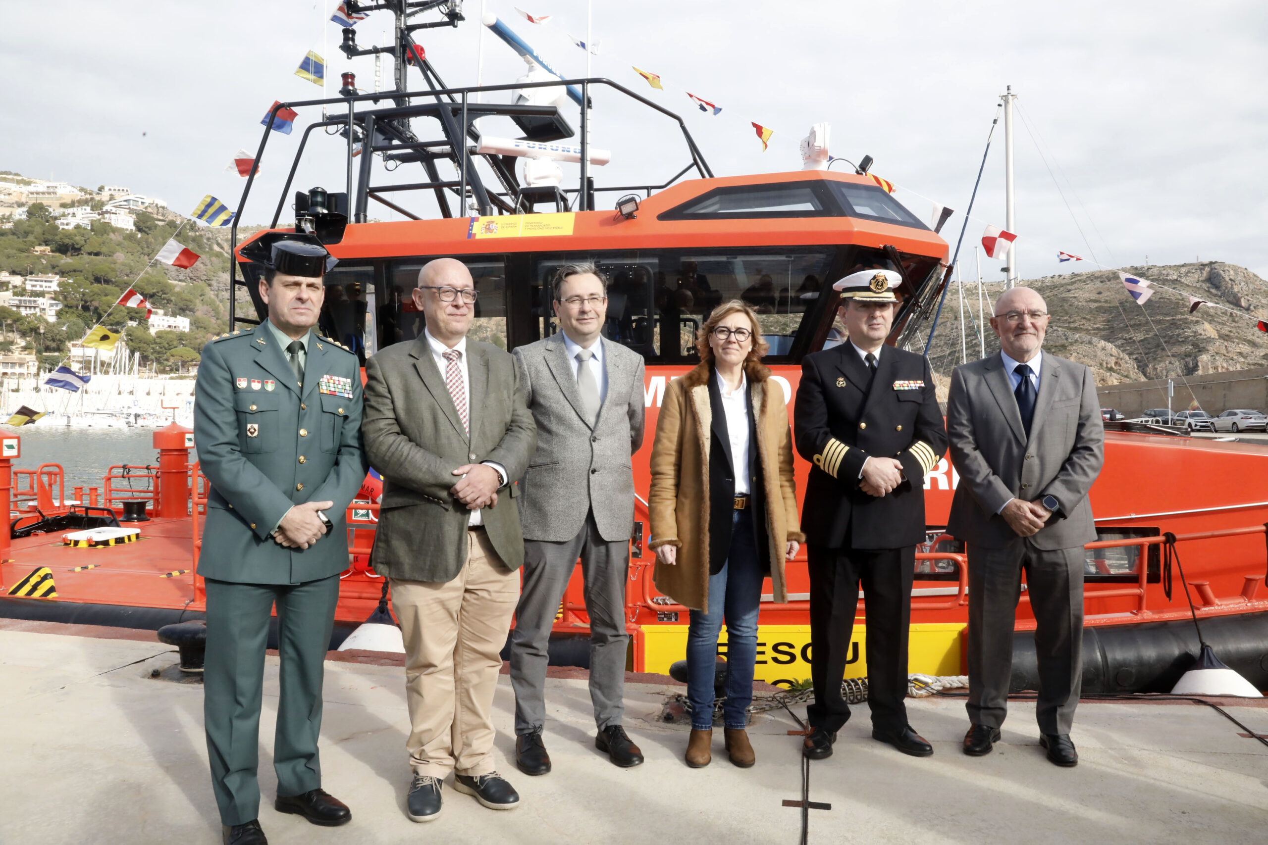 Presentación de la nueva embarcación de Salvamar en Xàbia (13)