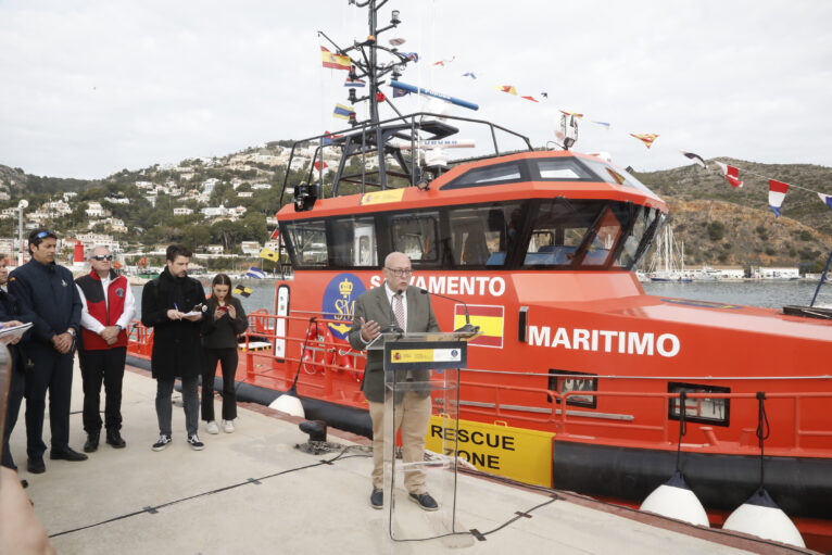 Presentación de la nueva embarcación de Salvamar en Xàbia (8)