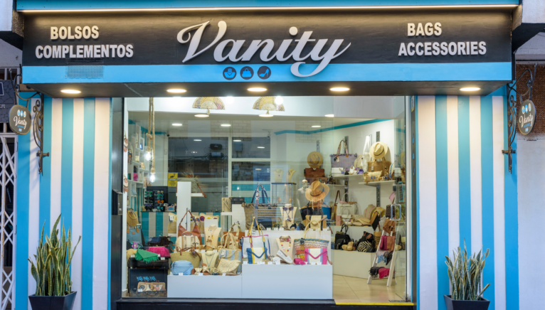 Bolso, moda y complementos en Vanity Shoes en Jávea