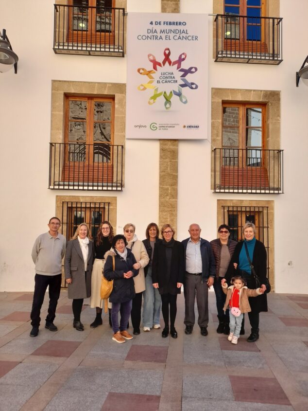 Imagen: Cartel en el ayuntamiento de Xàbia